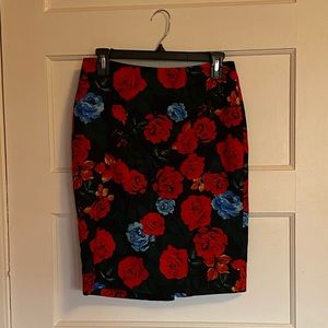 Vince Camuto mini skirt size 2